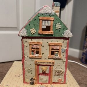 Cherished Teddies Scrooge and Marley House - Green and Cream